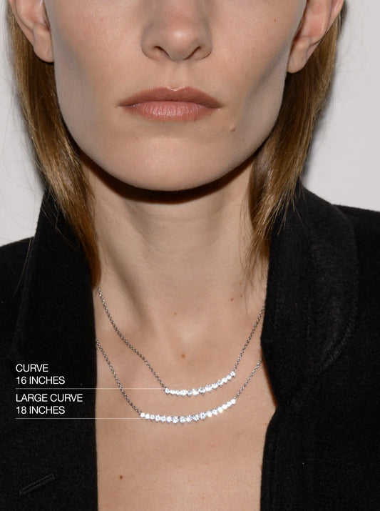 1.7CT MOISSANITE CURVED SMILE BAR NECKLACE
